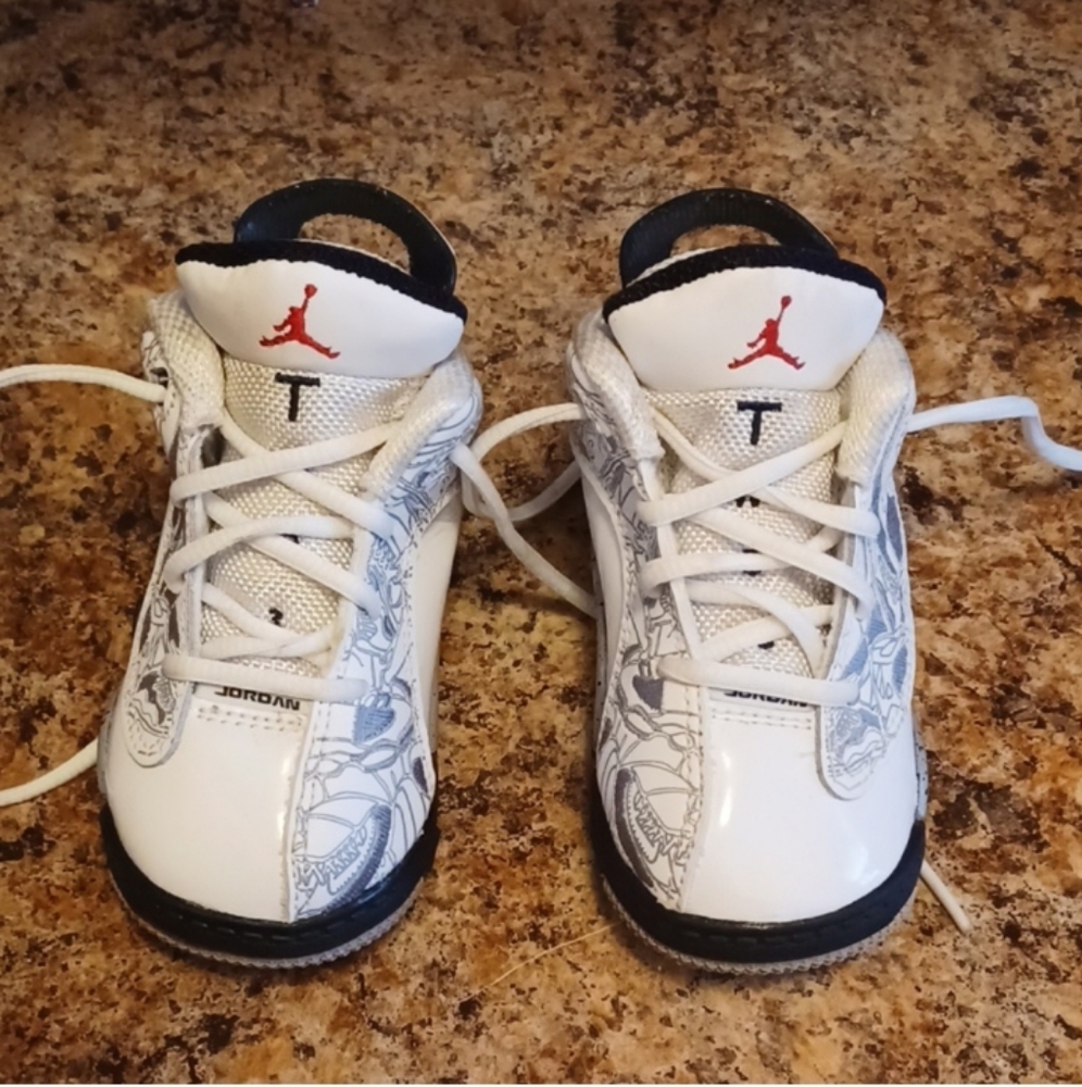 Baby jordans size 5c